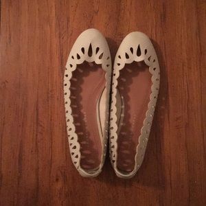 Lauren Conrad scalloped taupe flats